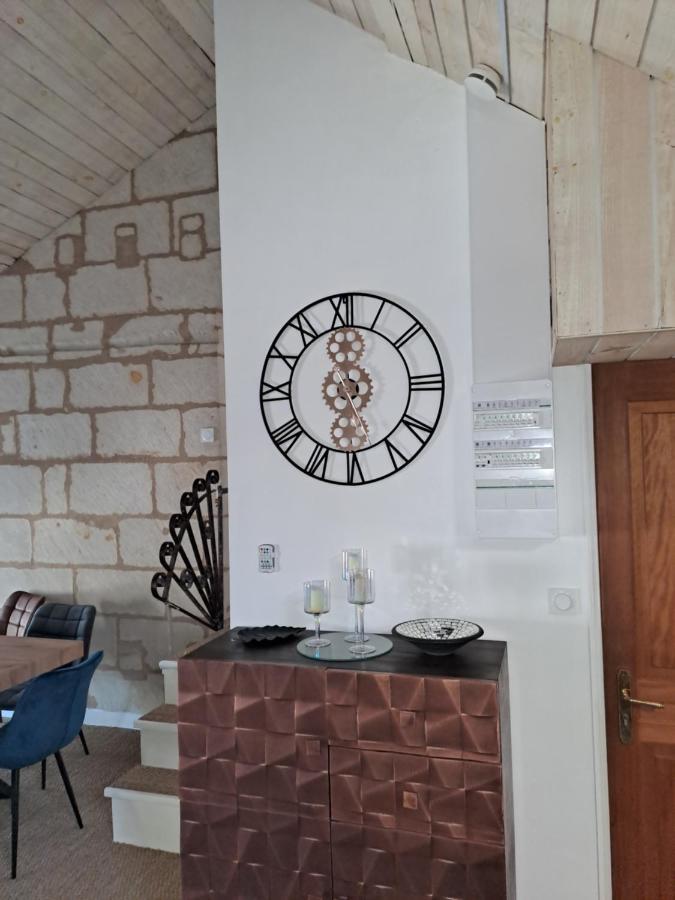 Atypique Saumur 80 M2 Joli Appartement 2 A 7 Pers Familial Renove Entier 3 Chambres Hyper Centre Exterior foto