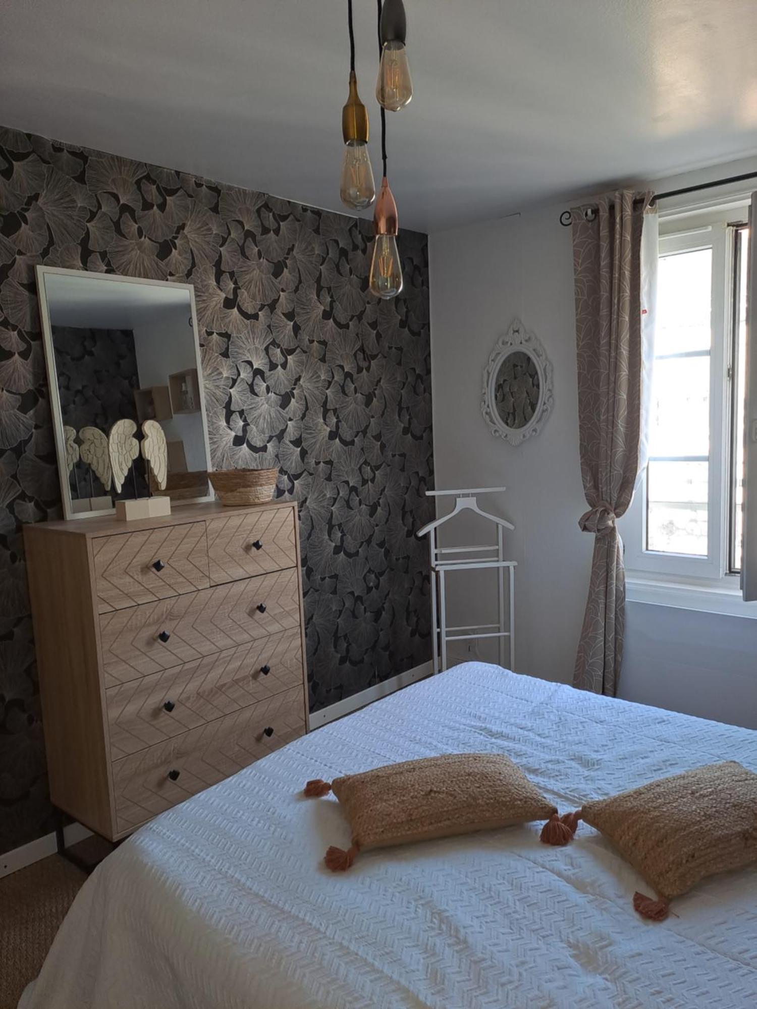 Atypique Saumur 80 M2 Joli Appartement 2 A 7 Pers Familial Renove Entier 3 Chambres Hyper Centre Exterior foto